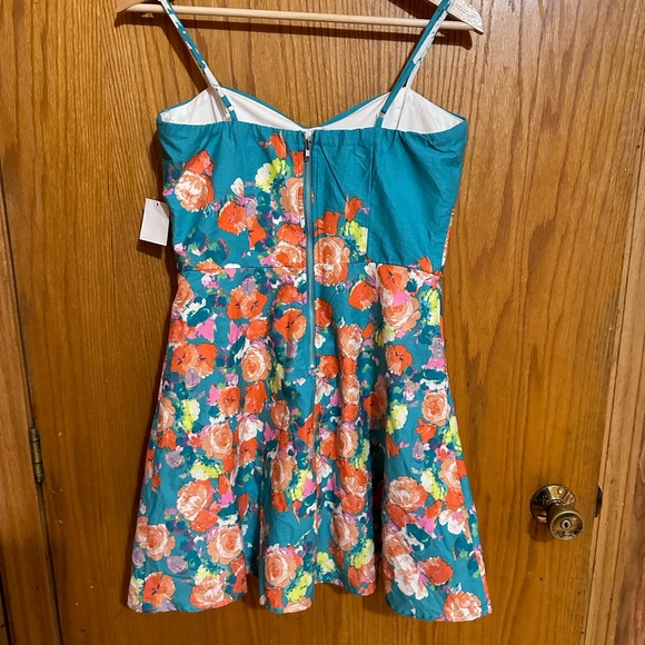 Charlotte Russe Spring Time Floral Spaghetti Strap Mini Sun Dress SZ medium - Picture 7 of 13